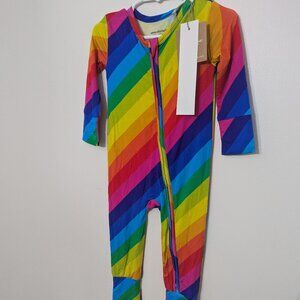NWT Muse Threads Bamboo Rainbow Footie PJs size 12-18 Months